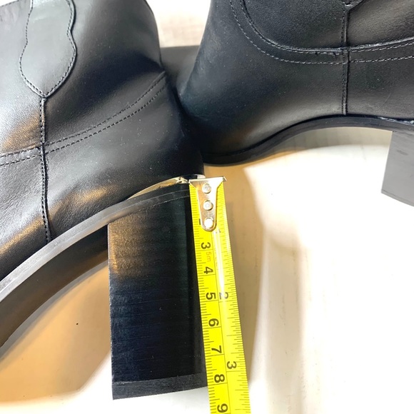 Steve Madden - Picture 7 of 10